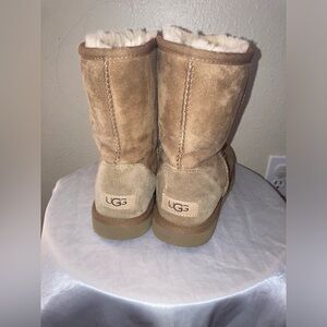 UGG Size 5 women’s